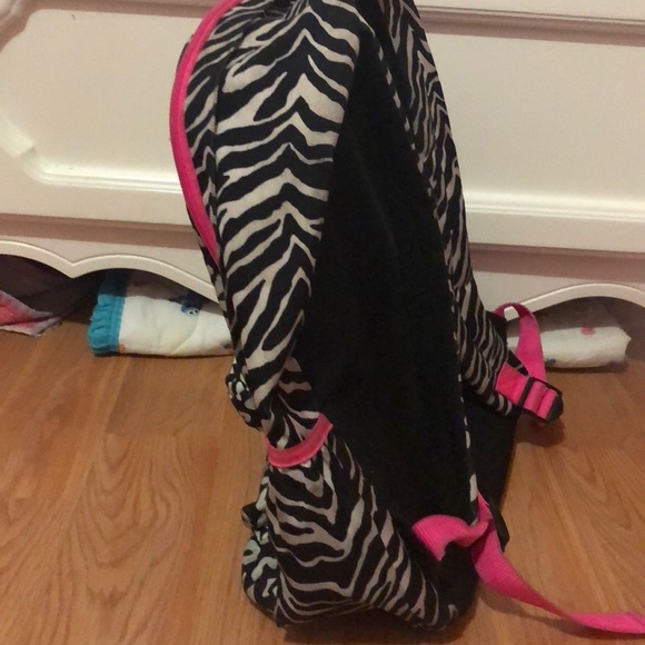 Justice book bag:letter B - Picture 3 of 4